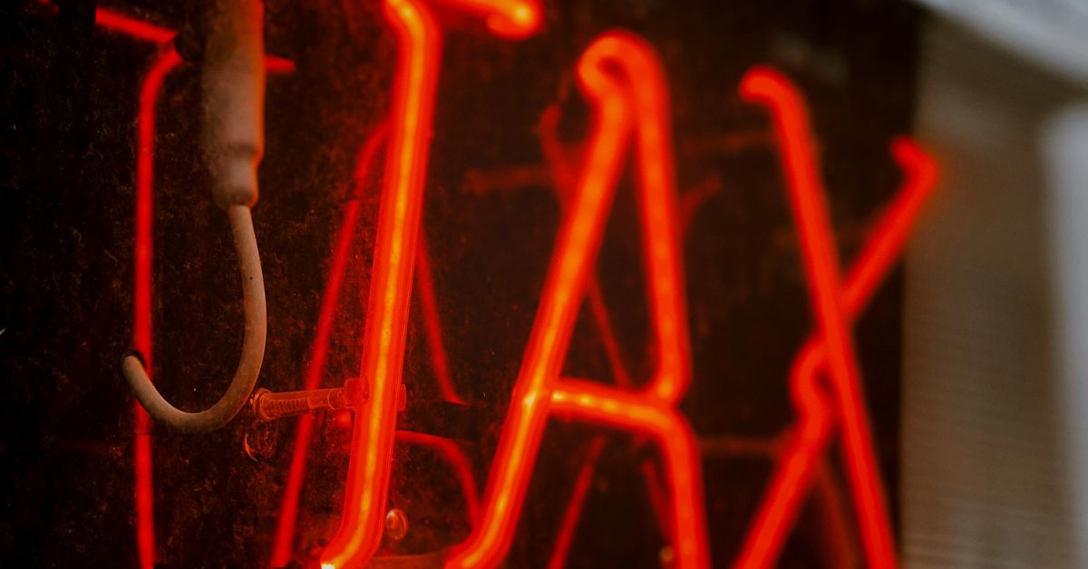 ¿Quiénes tienen la obligación de retener el IRPF en sus facturas