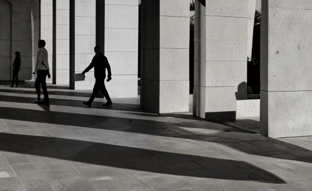 Qué es una sociedad holding