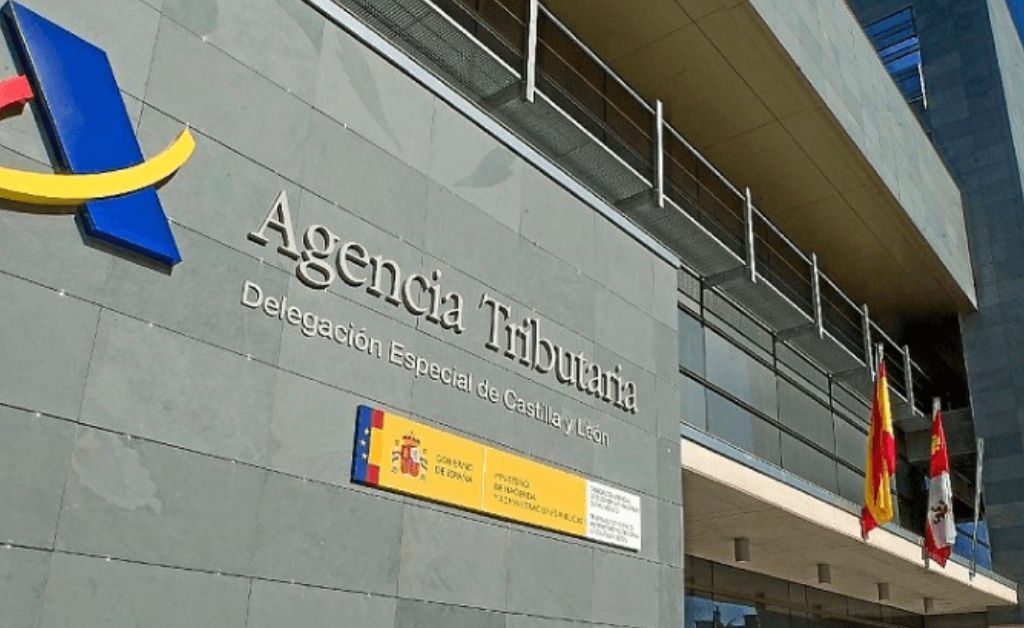 Hacienda remitirá avisos a miles de autónomos por errores en la Renta